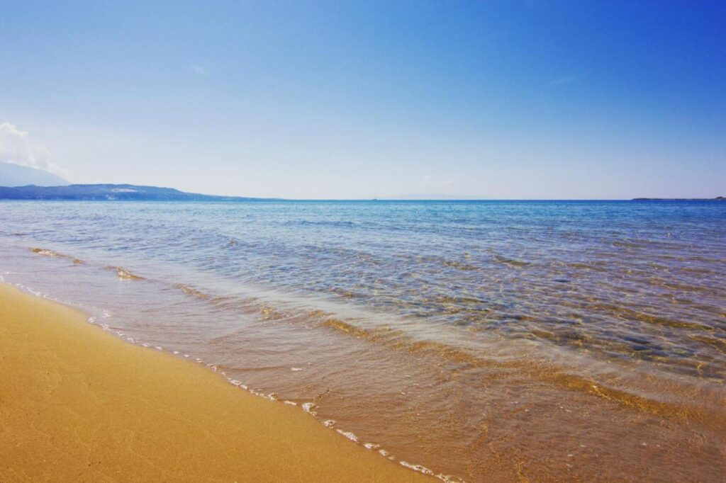 The beach nearby